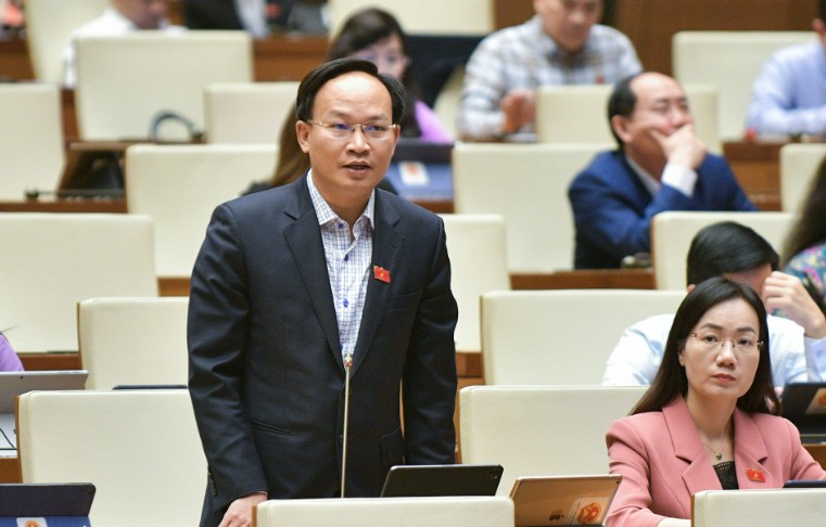 Rút bảo hiểm xã hội một lần: Cần tiếp tục lắng nghe tâm tư, nguyện vọng của nhân dân